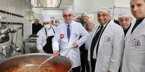 İstanbul Bayrampaşa’da Aşevi hizmeti başladı! haberi