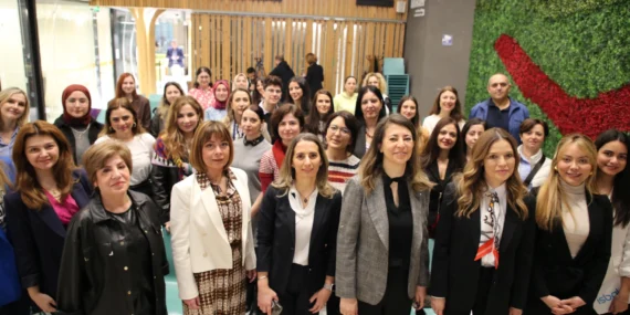 İstanbul Büyükşehir'in teknolojideki kadın gücü haberi