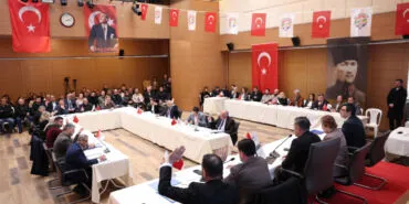 İstanbul Şile Meclisi'nde 'mikrofonu kapatın' gerginliği! haberi