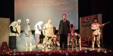 İstiklal Marşı ve Akif Gölcük'te sahnelendi haberi