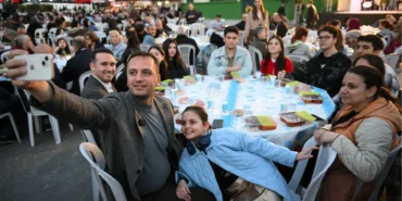 İzmir Bornova’da Kadir Gecesi’nde büyük iftar buluşması haberi