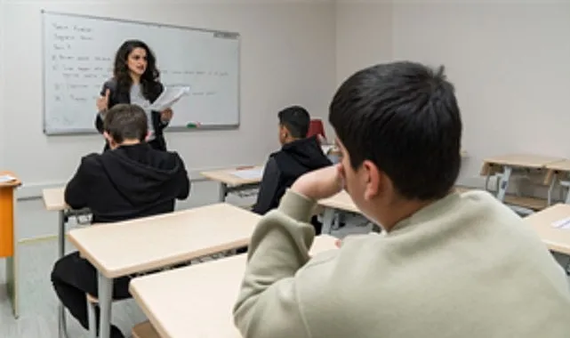 İzmir Büyükşehir Belediyesi’nden öğrencilere ücretsiz sınav desteği haberi