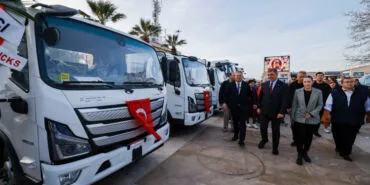 İzmir Büyükşehir'in iftar sofrası Urla'da kuruldu haberi