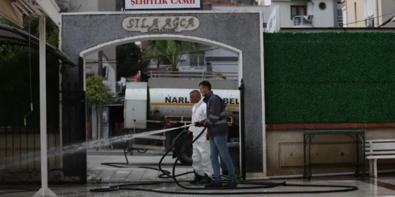 İzmir Narlıdere’de ibadethanelere bayram temizliği haberi