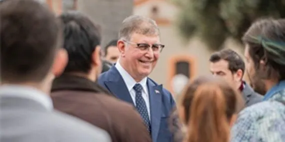 “İzmir Seninle” gençler için yola çıkıyor haberi