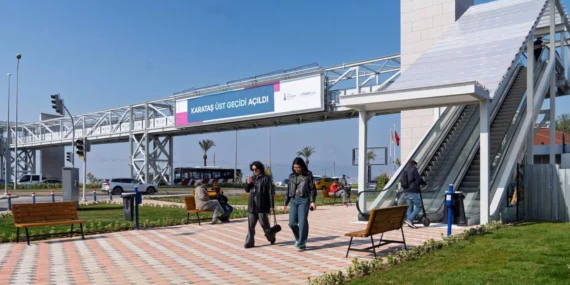İzmir'de 'Karataş Yaya Üst Geçidi' hizmete açıldı haberi