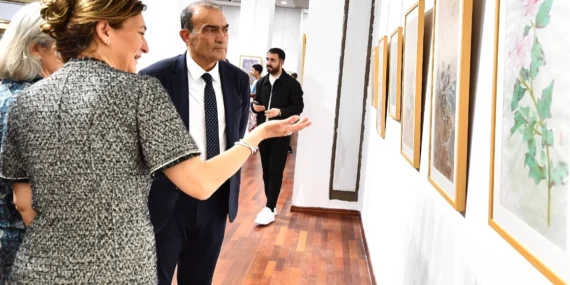 İzmir'de Japon Sakura Esintisi başladı haberi