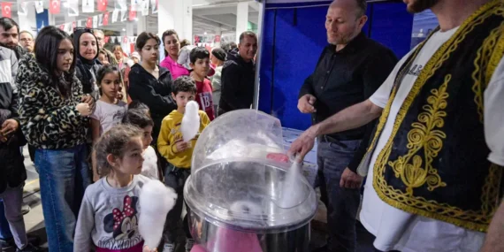 İzmir'de bereket Karşıyaka'da devam edecek haberi