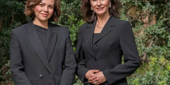 İzmir'de sağırların 'sesi' oluyorlar haberi