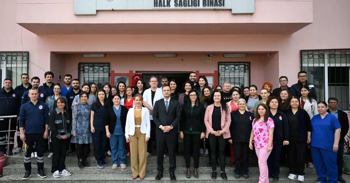 İzmit Bornova'da Başkan Eşki, 14 Mart Tıp Bayramı ziyareti haberi