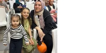 İzmit Kent Meydanı’nda eğlenceye tam gaz devam haberi