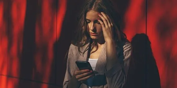 Kadınların %58’i En Az Bir Kere Çevrimiçi Şiddete Maruz Kalıyor! haberi