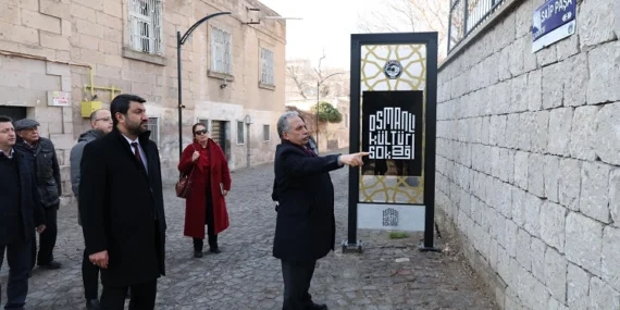 Kayseri Talas'ta Türkçe sokğaı çalışmaları hızlandı haberi