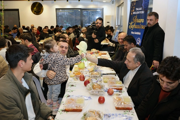 Kayseri Talas'ta gönüller İkram Sofrası'nda buluşuyor haberi