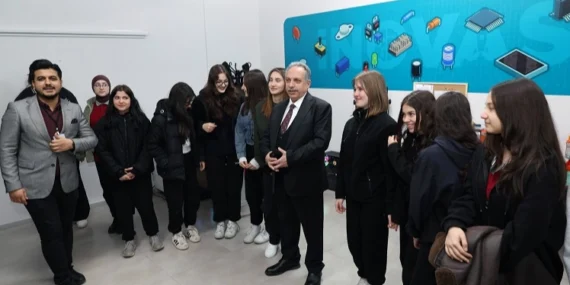 Kayseri Talaslı gençlerin Teknofest başarısı haberi