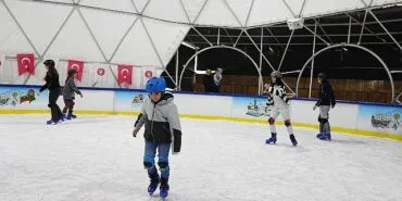 Keçiören'de buz pateni keyfi haberi