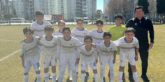 Kemerli gençler bir puanı 3 golle aldı haberi