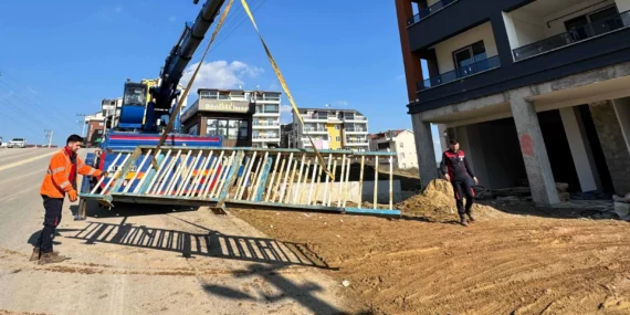 Kocaeli Büyükşehir'in kent estetiğine katkısı sürüyor haberi