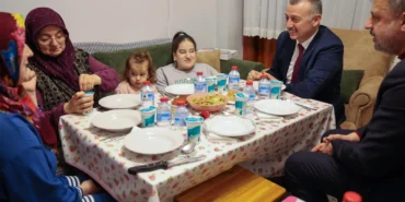 Kocaeli'de Büyükakın, Ramazan ayında ev ziyaretlerine devam ediyor haberi