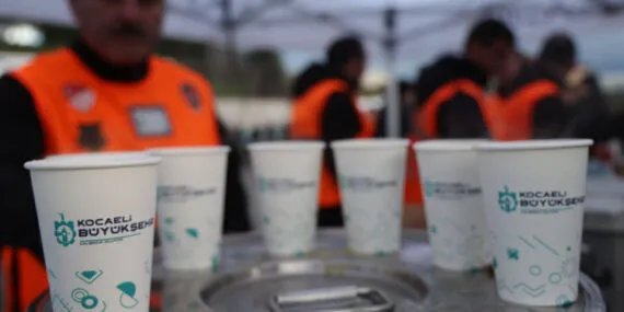 Kocaeli'de Ramazan bereketi tribünlere taşındı haberi