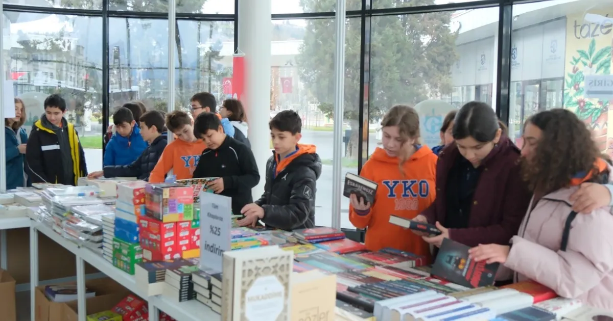 Kocaeli'de Ramazan'a özel fuara yoğun ilgi haberi