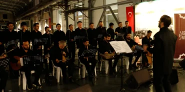 Kocaeli'de tasavvuf musikisi gönülleri mest etti haberi