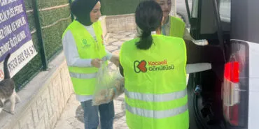 Kocalei ihtiyaç sahiplerinin sofrasını ısıtıyor haberi