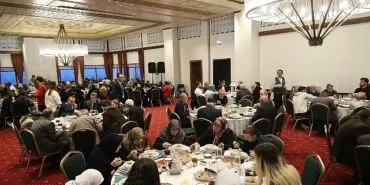 Konya Büyükşehir Belediyesi “Yaşlılara Saygı Haftası” Kapsamında İftar Programı Düzenledi haberi