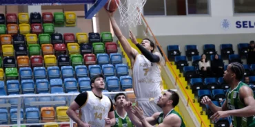 Konya'da seyircisiz maçta farklı galibiyet haberi