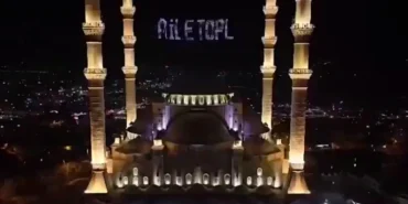 Mahyalar 'Aile Yılı' için yanıyor haberi