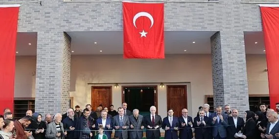 Maltepe Mahallesi Konyalı Hacı Veyiszade Camii İbadete Açıldı haberi
