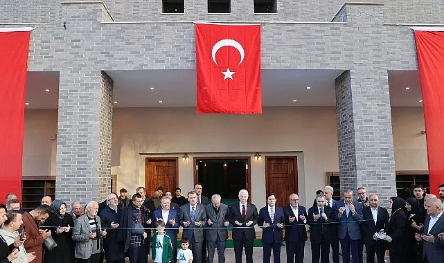 Maltepe Mahallesi Konyalı Hacı Veyiszade Camii İbadete Açıldı haberi