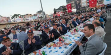 Manisa gönül sofrasındaki ekmeğini Alaşehir'de bölüştü haberi