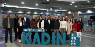 Manisa'da 'Kadının Rengi' resim sergisine yoğun ilgi haberi