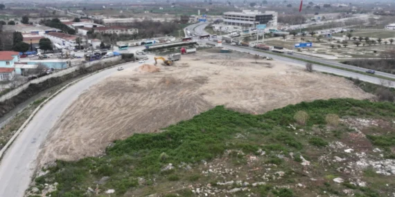 Manisa'da bin kamyonluk hafriyat kaldırıldı haberi