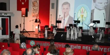 Manisa'da kolon kanserine farklı farkındalık... Manisalılar 'müzik iyileştirir" dedi haberi