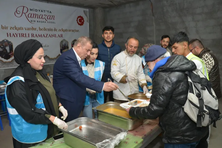 Mardin Midyat'ta iftar programlarına yoğun ilgi haberi