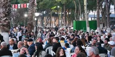 Menemen'de 10 bin kişilik Kadir Gecesi iftarı haberi