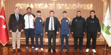 Milli sporcular Osmangazi'den Dünya Şampiyonası’na uğurlandı haberi