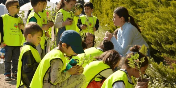 Minik öğrenciler BAÇEM’de bitkilerle tanıştı haberi