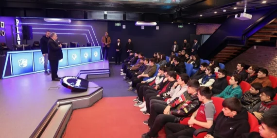 Mustafa Yalçın'dan Espor ve İnovasyon Merkezi’ne ziyaret haberi