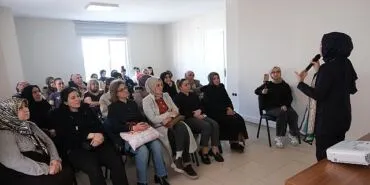 Mutlu Şehir Okulları’nda ebeveyn tutumları konuşuldu haberi