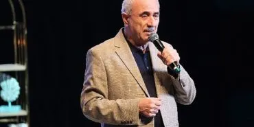 Nurullah Genç Söyleşisi, Zeytinburnu Kültür Sanat'ta gerçekleşti! haberi