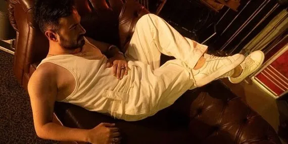 Ömer Altunalan'dan Yeni Şarkı: 'Şaşırmıyorum' Yayında! haberi