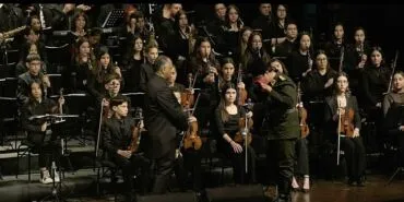 Oratoryo’da açılan Türk Bayrağı Şehit ailesine teslim edildi haberi