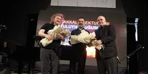 Piyanist Tuluyhan Uğurlu'dan çanakkale zaferi konseri haberi