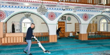 Ramazan Bayramı öncesi camilere temizlik haberi