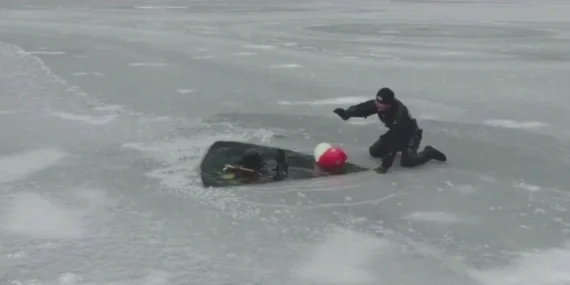 SAK Timi'nden Uzungöl'de irtifa ve buz altı dalışı haberi