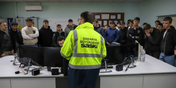 SASKİ’nin arıtma ve enerji üretim tesisleri öğrencilere kılavuz olmaya devam ediyor haberi
