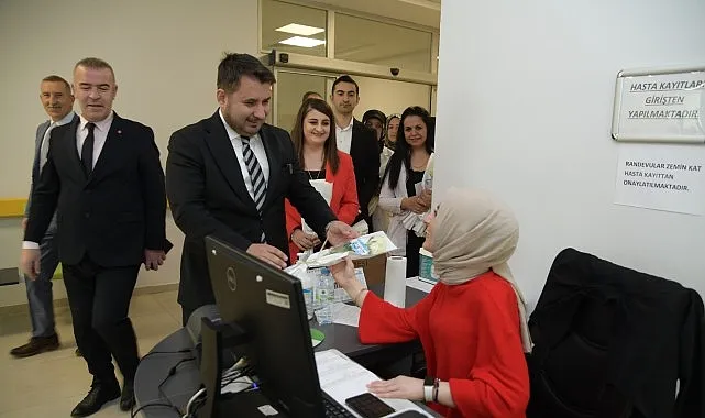 Sağlık Çalışanlarına Anlamlı Ziyaret haberi